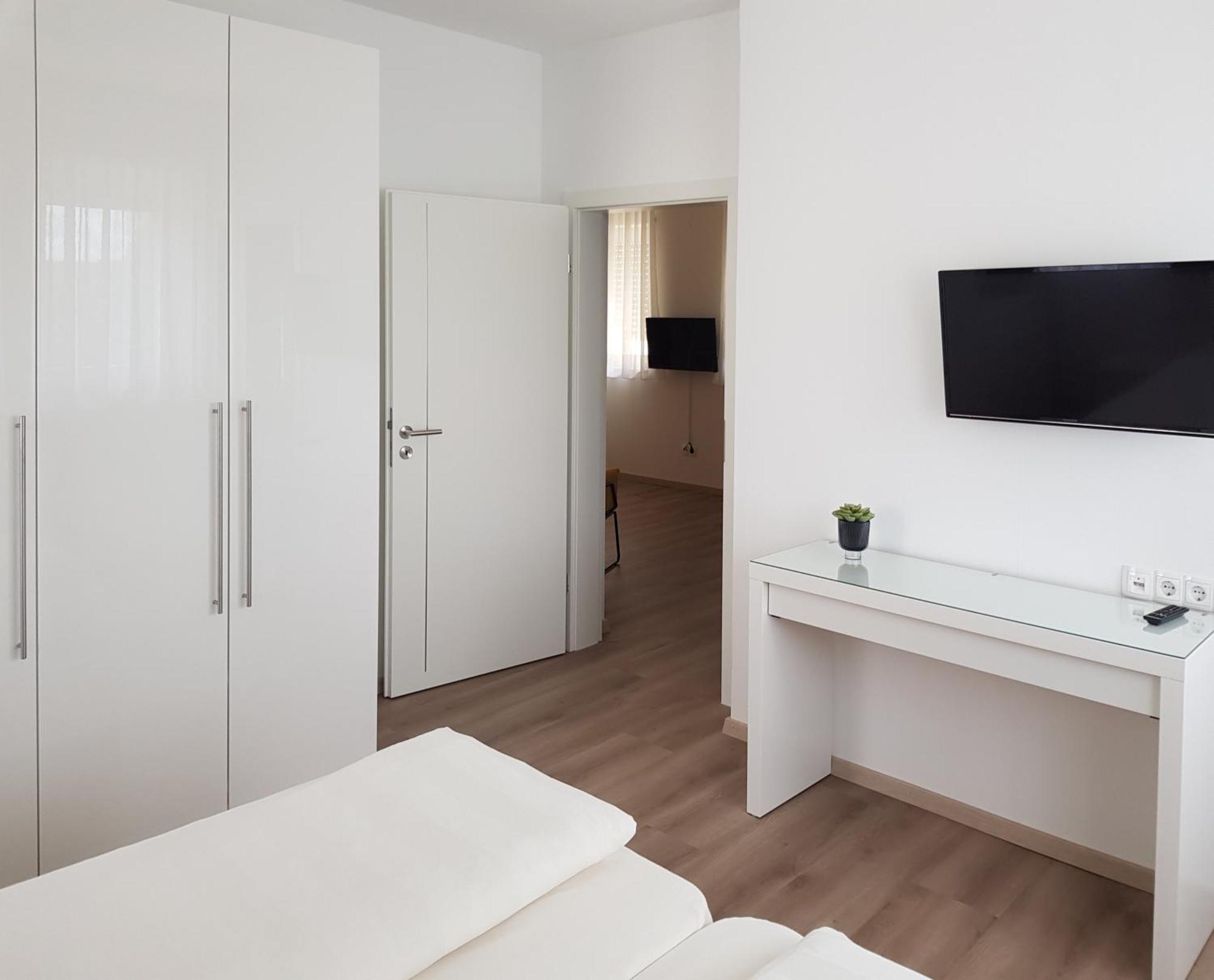Hotel-Garni 'Zum Weinkrug' Sommerhausen Rom bilde
